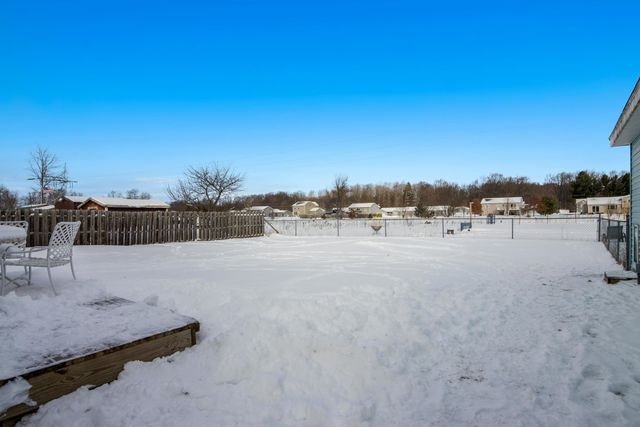 4556 N Manor Wood Drive, Blair Twp, MI 49685