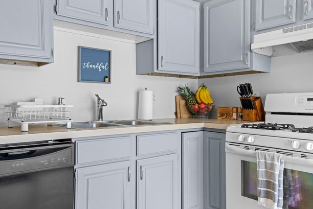 4556 N Manor Wood Drive, Blair Twp, MI 49685