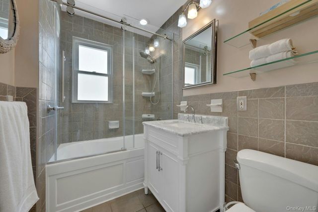 1736 Parkview Avenue, Bronx, NY 10461