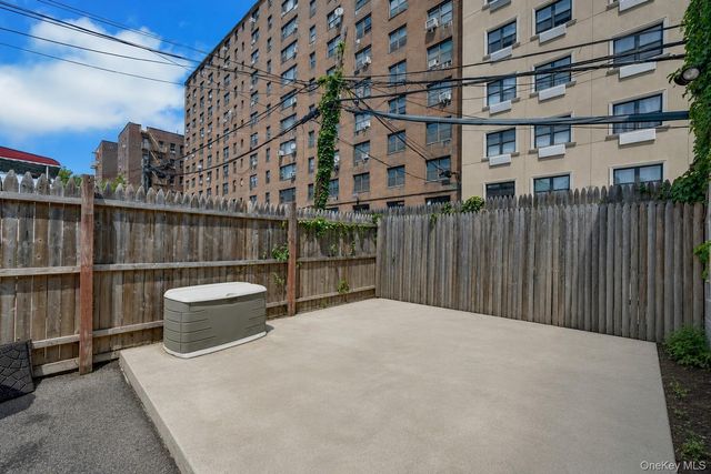 1736 Parkview Avenue, Bronx, NY 10461