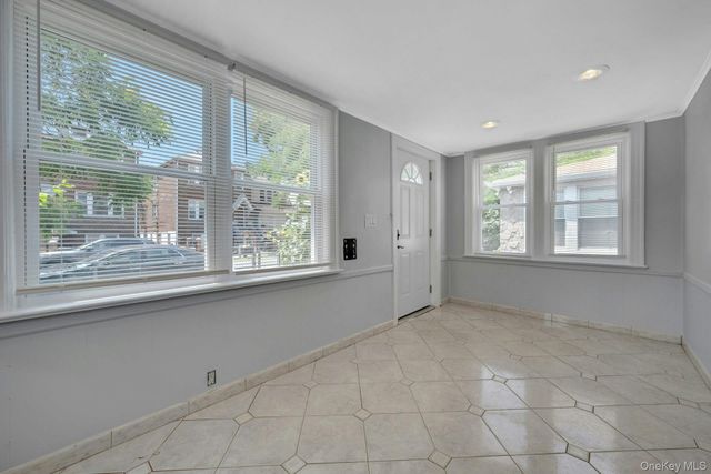 1736 Parkview Avenue, Bronx, NY 10461
