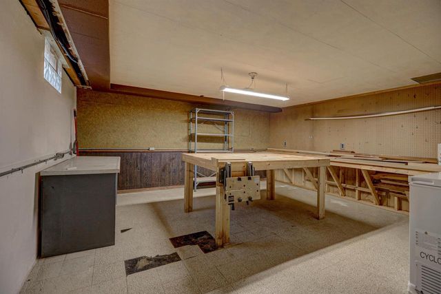 1010 HEYRMAN STREET, Green Bay, WI 54302