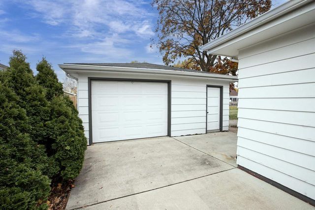 1010 HEYRMAN STREET, Green Bay, WI 54302