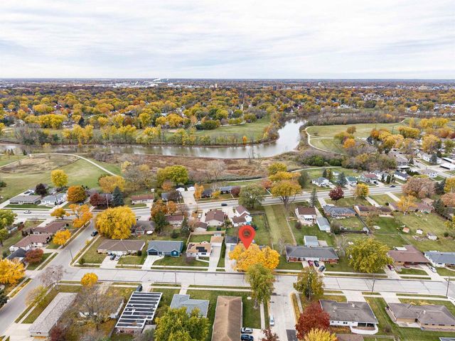 1010 HEYRMAN STREET, Green Bay, WI 54302