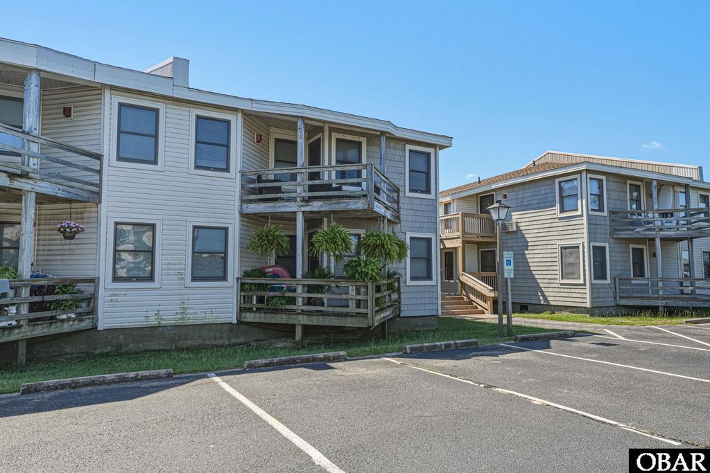 Image 43 of property listing at 2009 Wrightsville Boulevard, Kill Devil Hills, NC 27948