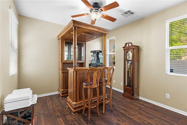 7628 Chase Hallow Street, Las Vegas, NV 89149