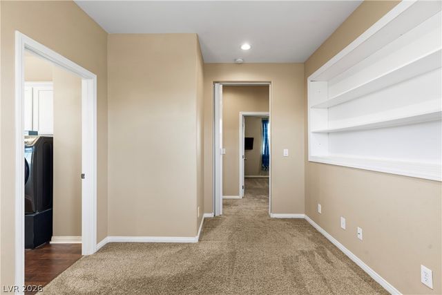 7628 Chase Hallow Street, Las Vegas, NV 89149