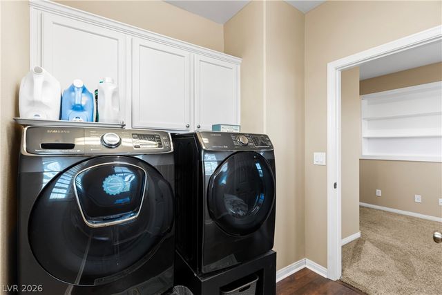 7628 Chase Hallow Street, Las Vegas, NV 89149