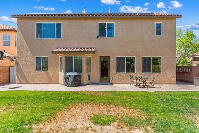 7628 Chase Hallow Street, Las Vegas, NV 89149