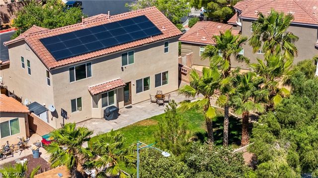 7628 Chase Hallow Street, Las Vegas, NV 89149