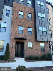12916 SUNRISE RIDGE ALY #63, Herndon, VA 20171