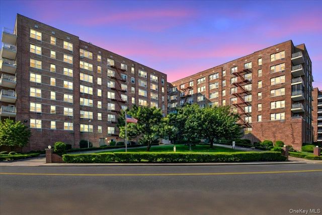 333 Bronx River Road 712, Yonkers, NY 10704