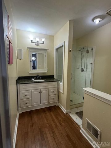 18 E Countryside Drive, South Brunswick, NJ 08540
