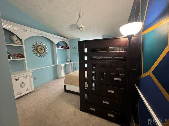 18 E Countryside Drive, South Brunswick, NJ 08540