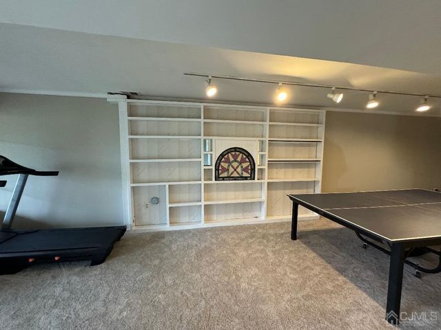 18 E Countryside Drive, South Brunswick, NJ 08540