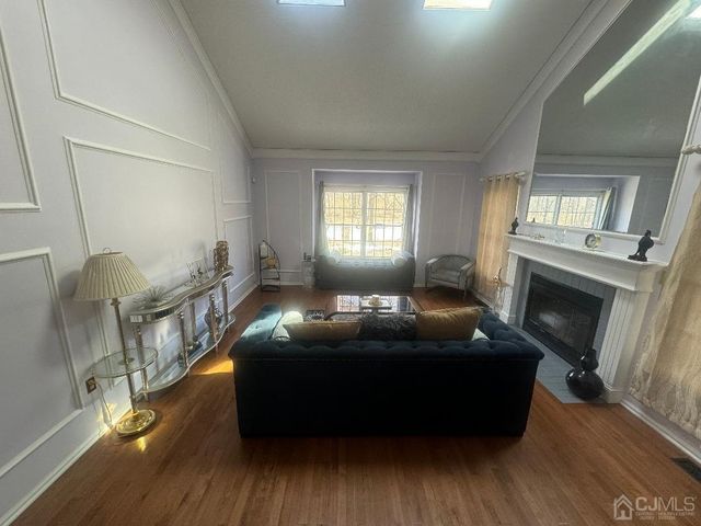 18 E Countryside Drive, South Brunswick, NJ 08540