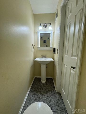 18 E Countryside Drive, South Brunswick, NJ 08540