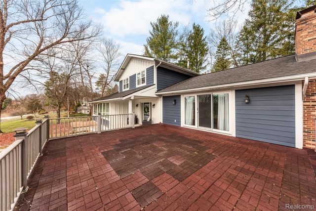 4710 Whitman Circle, Webster Township, MI 48103