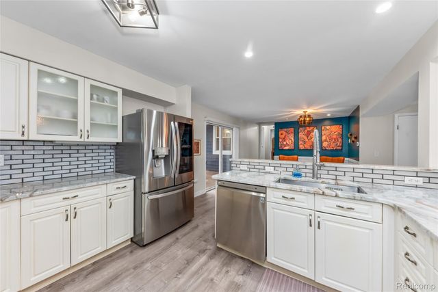 4710 Whitman Circle, Webster Township, MI 48103