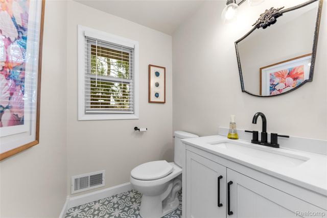 4710 Whitman Circle, Webster Township, MI 48103