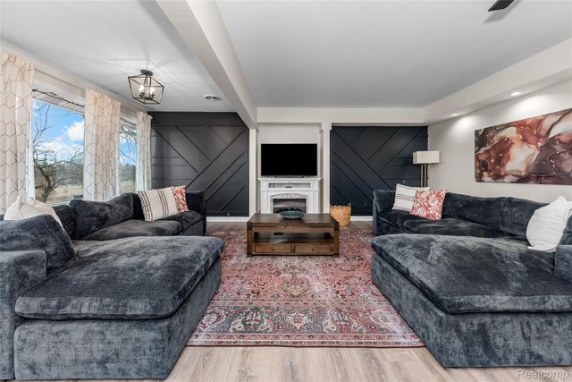 4710 Whitman Circle, Webster Township, MI 48103