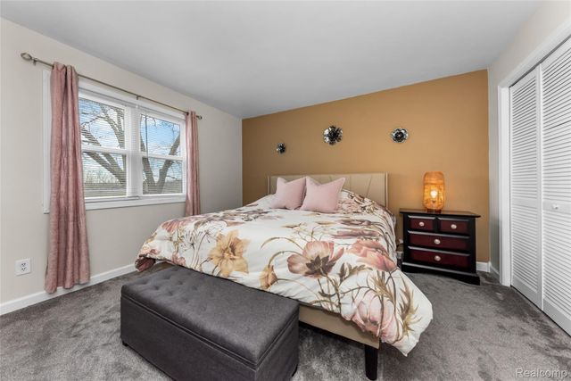 4710 Whitman Circle, Webster Township, MI 48103