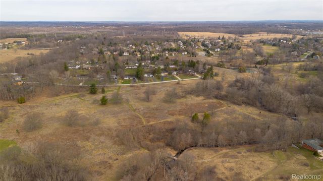 4710 Whitman Circle, Webster Township, MI 48103