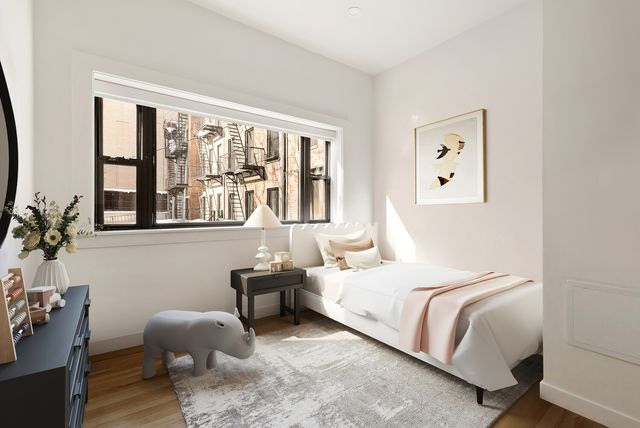 414 W 51st St Apt 2, New York City, NY 10019