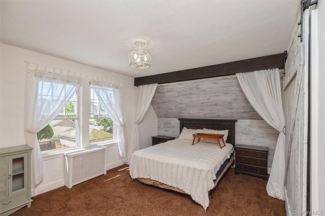 110 Yale Street, Williston Park, NY 11596