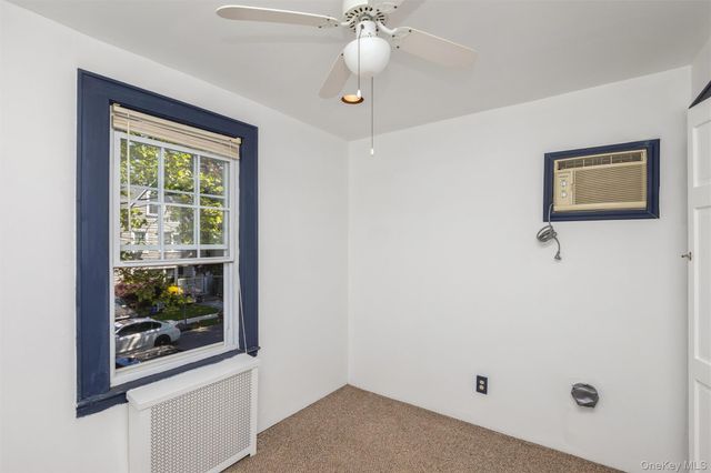 110 Yale Street, Williston Park, NY 11596