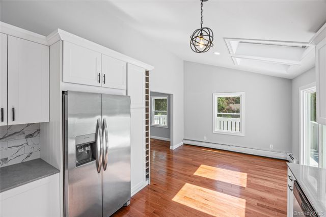 34 John Street N, Shoreham, NY 11786