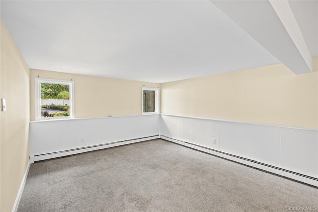 34 John Street N, Shoreham, NY 11786