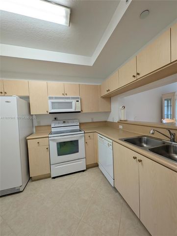 4723 E Lucerne Lakes Blvd E 634, Lake Worth, FL 33467