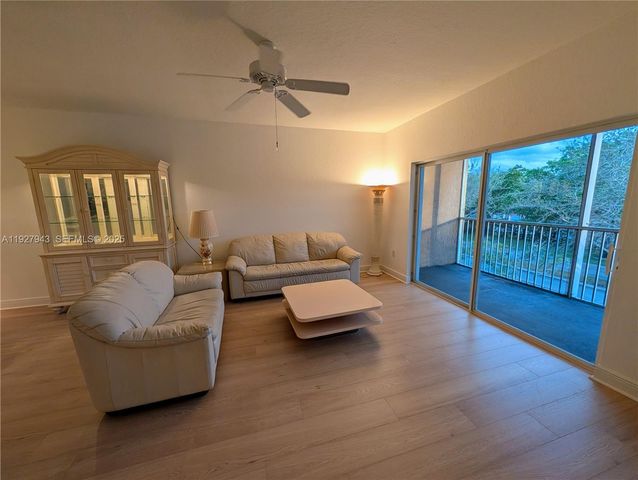 4723 E Lucerne Lakes Blvd E 634, Lake Worth, FL 33467