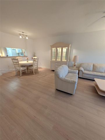 4723 E Lucerne Lakes Blvd E 634, Lake Worth, FL 33467