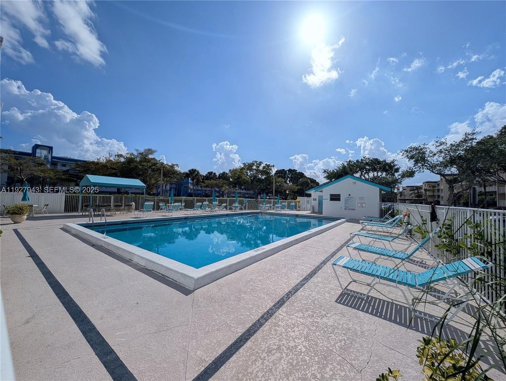 4723 E Lucerne Lakes Blvd E 634, Lake Worth, FL 33467