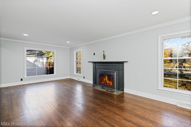 2724 Alveston Drive, Bloomfield Hills, MI 48304