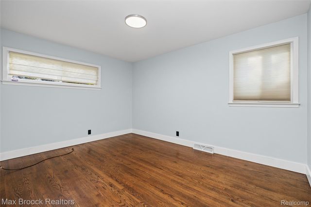 2724 Alveston Drive, Bloomfield Hills, MI 48304