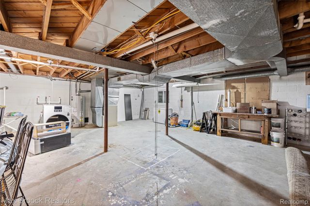 2724 Alveston Drive, Bloomfield Hills, MI 48304