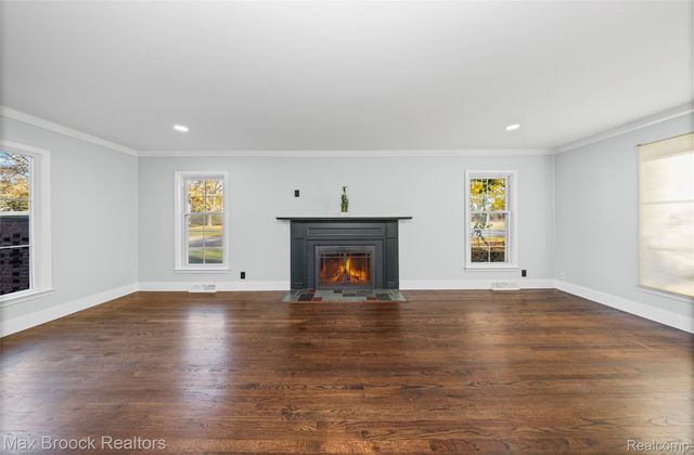 2724 Alveston Drive, Bloomfield Hills, MI 48304