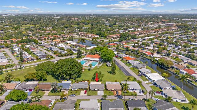 5017 NW 49th Road, Tamarac, FL 33319