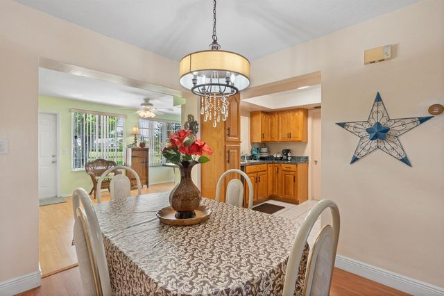 5017 NW 49th Road, Tamarac, FL 33319