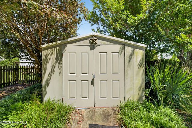 378 Primrose Lane, Winterville, NC 28590