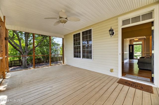 378 Primrose Lane, Winterville, NC 28590