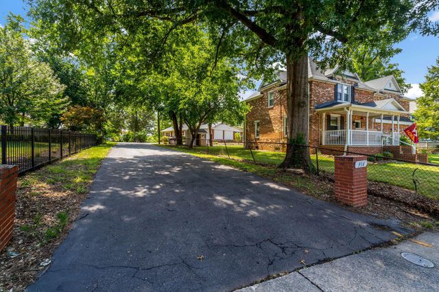 914 S TAYLOR ST, Arlington, VA 22204