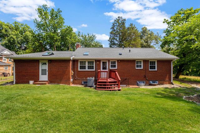 914 S TAYLOR ST, Arlington, VA 22204