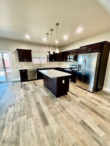 401 Olive Branch Lane, Pahrump, NV 89048