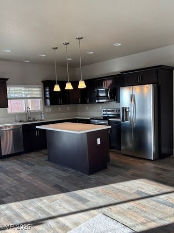 401 Olive Branch Lane, Pahrump, NV 89048