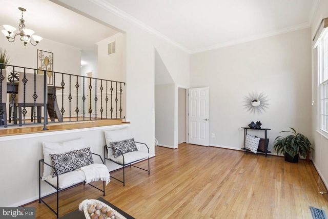 5482 MIDSHIP CT, Burke, VA 22015