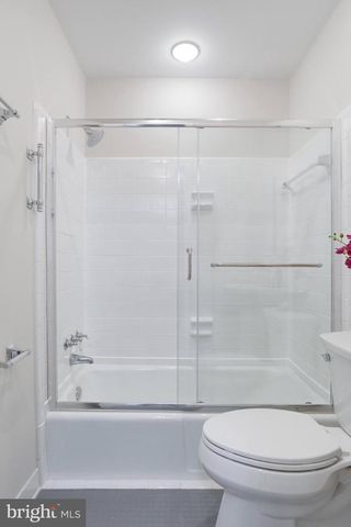 5482 MIDSHIP CT, Burke, VA 22015